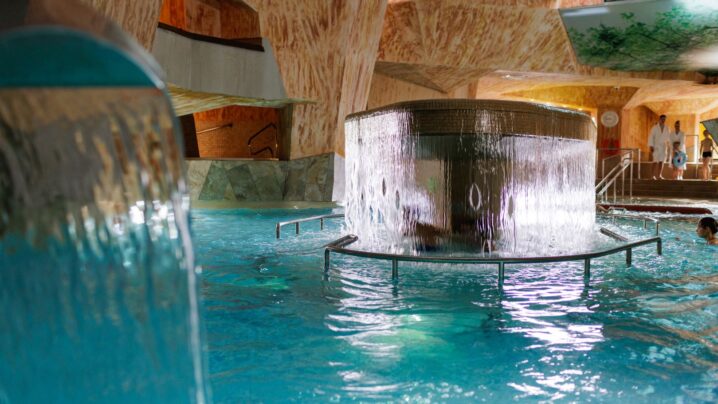 Waterfalls in the swimming pool of Viiking Saaga water and sauna center