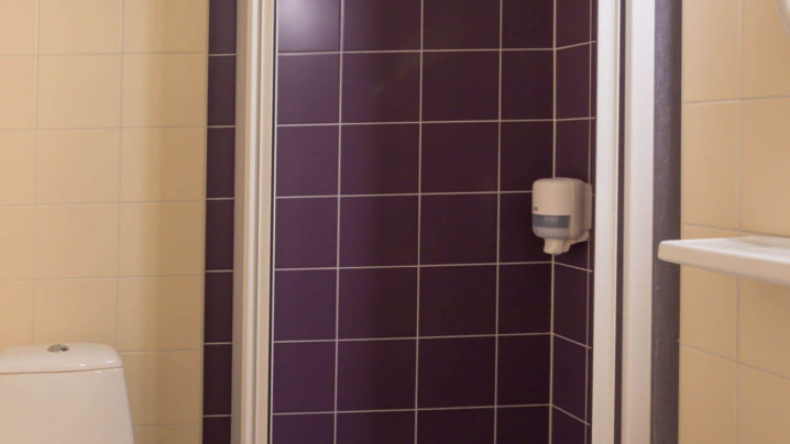 Standard ühese toa vannituba | Viiking Spaa Hotell Pärnus | Majutus Pärnus